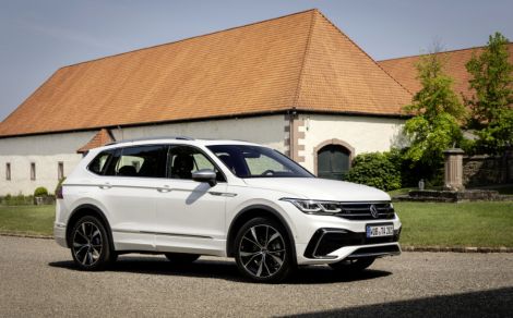 2022 Volkswagen Tiguan Allspace 4×4 R-Line